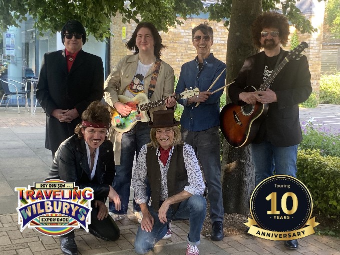 Paul Hopkins� Roy Orbison and the Traveling Wilburys Experience�